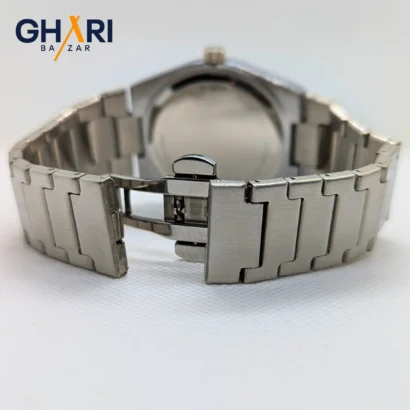 Stylish Tissot Quartz watch with master lock | Ghari Bazar